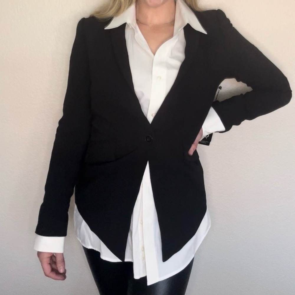 Adrianna Papell NWT size 6 women’s black designer blazer